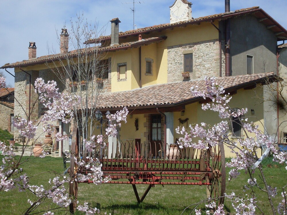 Ospitaletto49 — hotel in Citta Di Castello