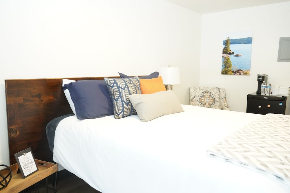 North Idaho Inn - photo 4