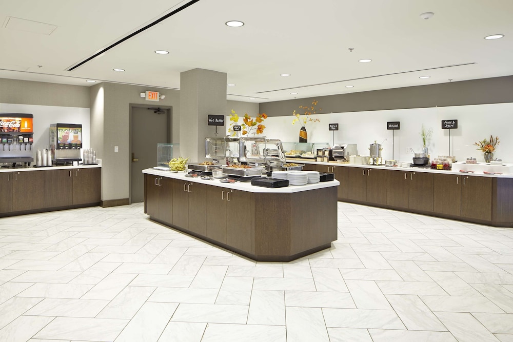 Embassy Suites by Hilton Atlanta Galleria - photo 32