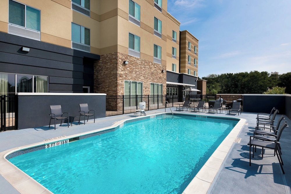 Fairfield Inn & Suites by Marriott Charlotte Monroe - photo 16