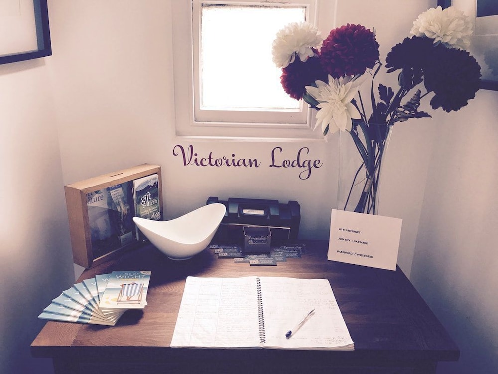 The Victorian lodge — 4-Star Luxury Hotel in Ryde, United Kingdom