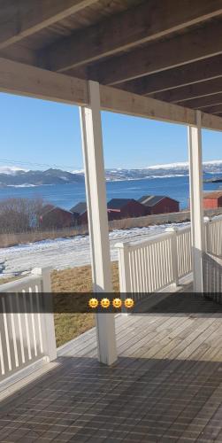 Hus ved sjøen - last minute hotel in Unknown City