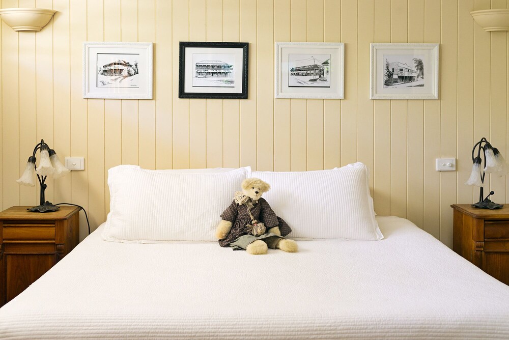 Allumbah Pocket Cottages — hotel in Yungaburra