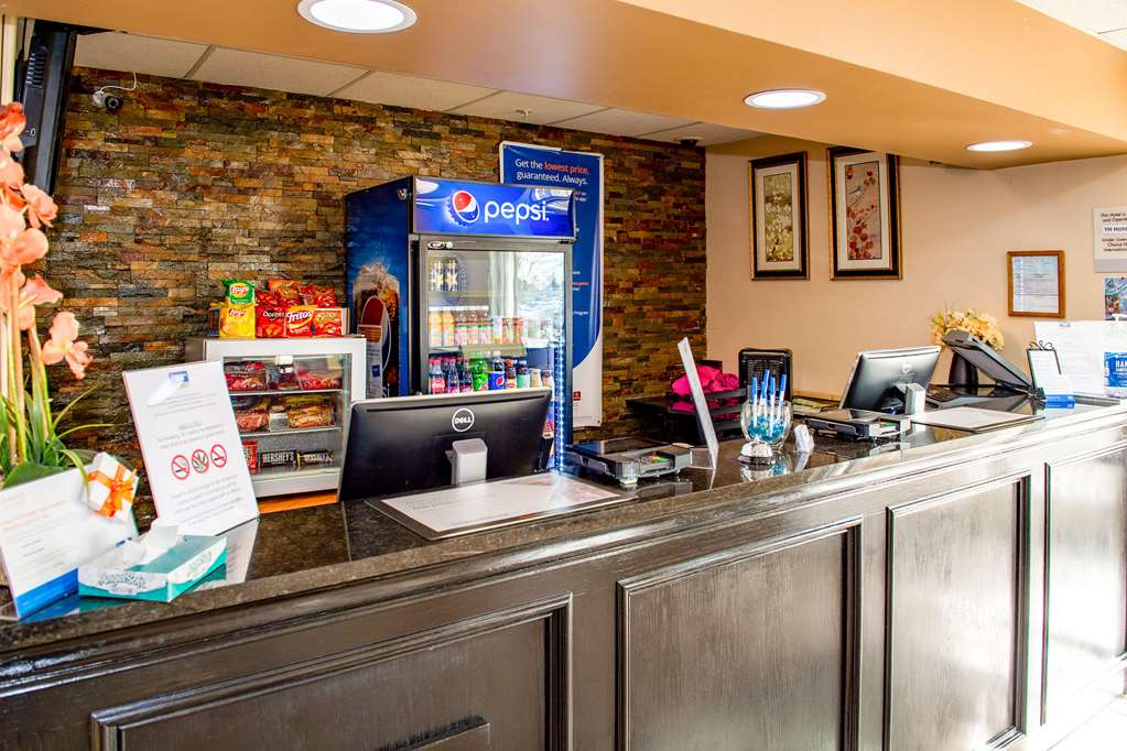 Rodeway Inn Central Colorado Springs - photo 3