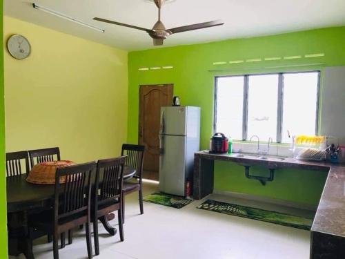Hijau Homestay — 4-Star Luxury Hotel in Sungai Besar, Malaysia