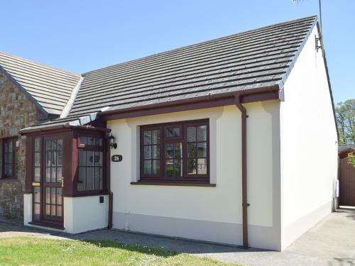 Pembroke Cottage — 4-Star Luxury Hotel in Pembroke, United Kingdom