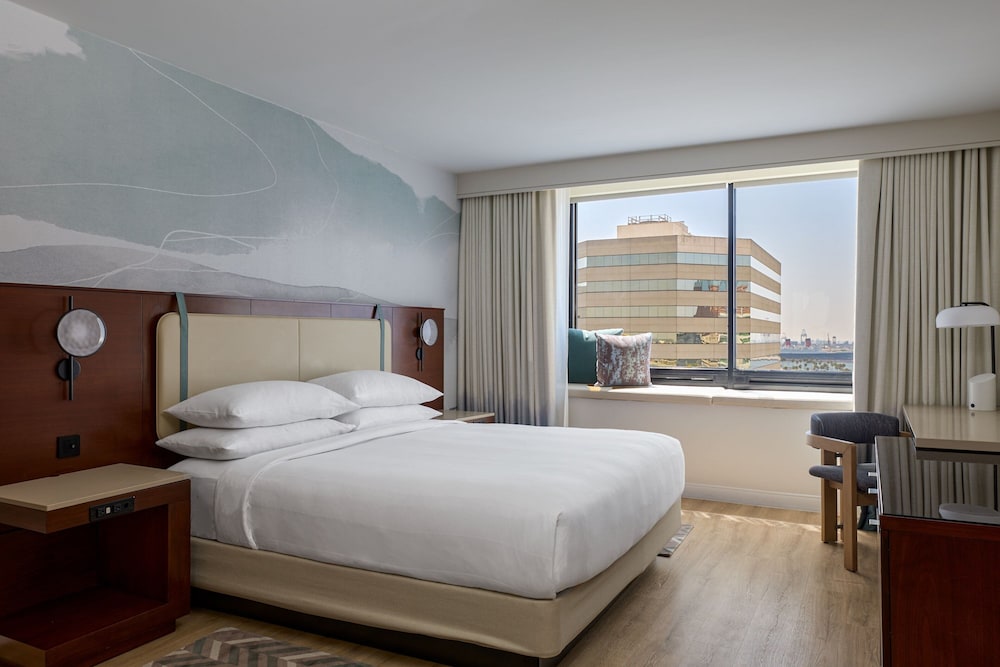 Marriott Long Beach Downtown - photo 32
