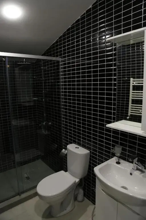 Hotel 12 Tve