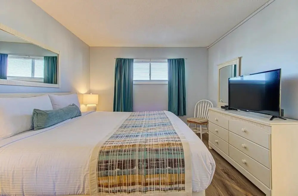 0705 Palms That Sway by Atlantic Towers - photo 2