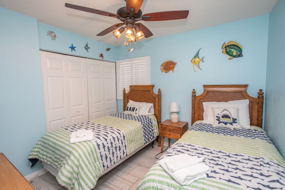 0712 Waters Edge Resort 3 Bedroom Condo by RedAwning - photo 11