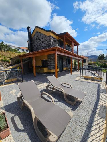 Quinta das Rosas 6 Amaizing Seaview Trekking Beach in Estreito Da Calheta, Portugal