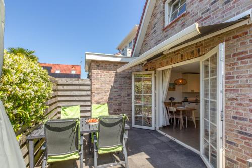 4 persoons vakantiehuis Domburg dichtbij centrum en toch rustig gelegen — carbon neutral stay, Domburg