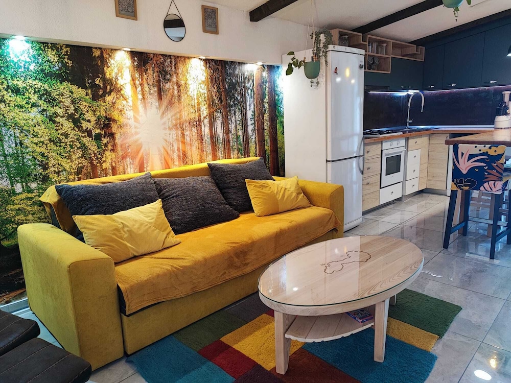 Apartment Kima 5 Sleeps Garden — 4-Star Luxury Hotel in Zadar, Croatia
