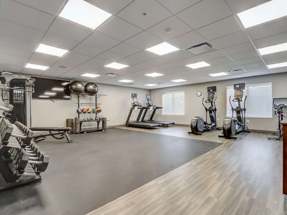 Hampton Inn and Suites by Hilton Cincinnati Midtown Rookwood - photo 67