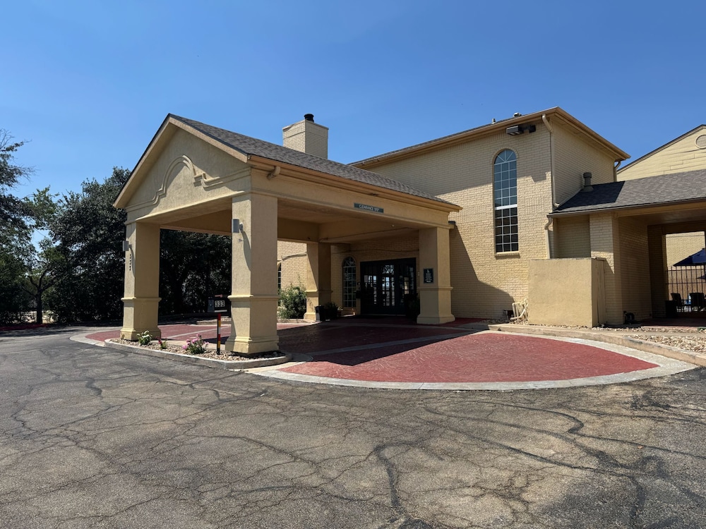 Capital O Georgetown TX I 35 in Georgetown, United States