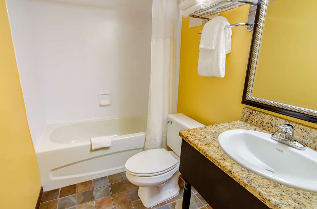 Landmark Resort - photo 8