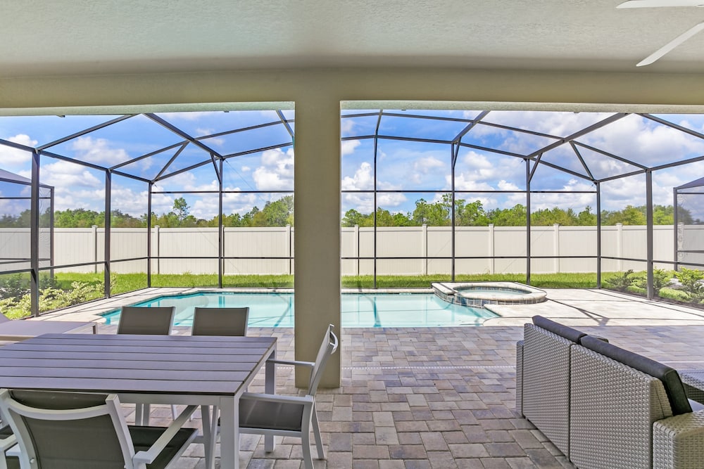 1834cvt New Solara 9 Bedroom 6 Bathroom Resort - photo 45