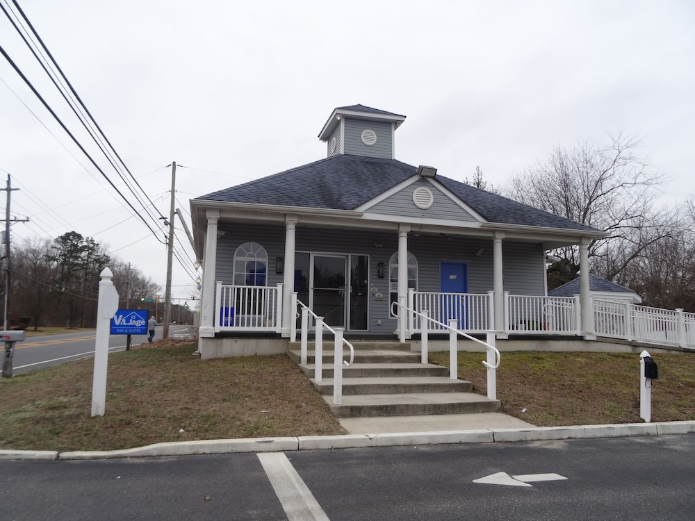 Village Inn and Suites - photo 27