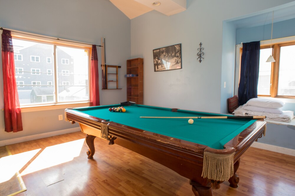 Nautical Motel and Suites - photo 90