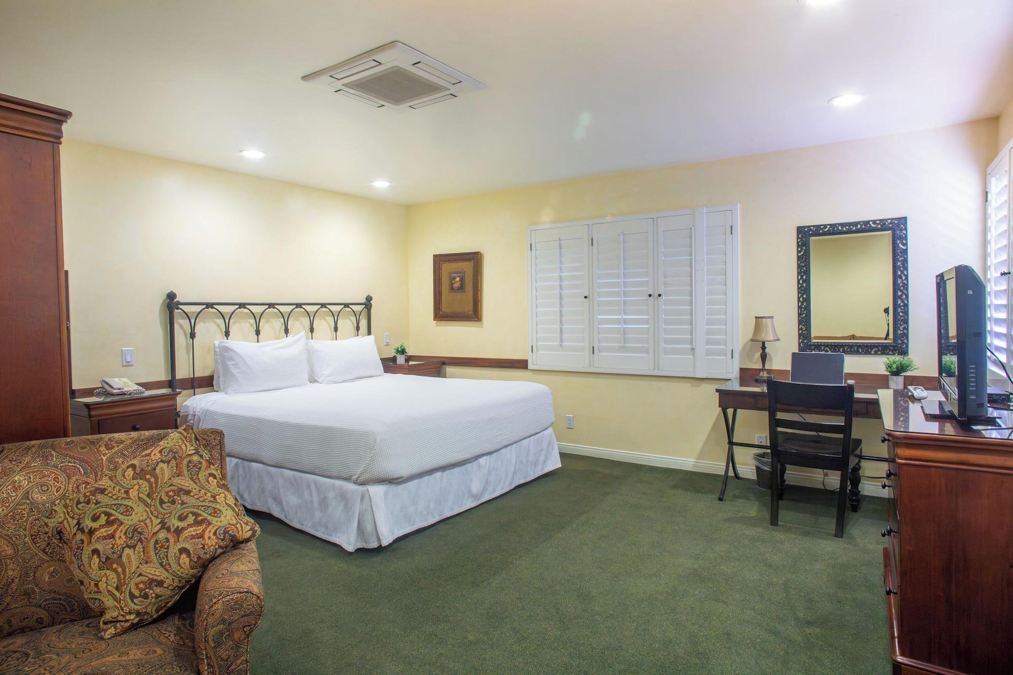 Castillo Inn at the Beach - photo 2