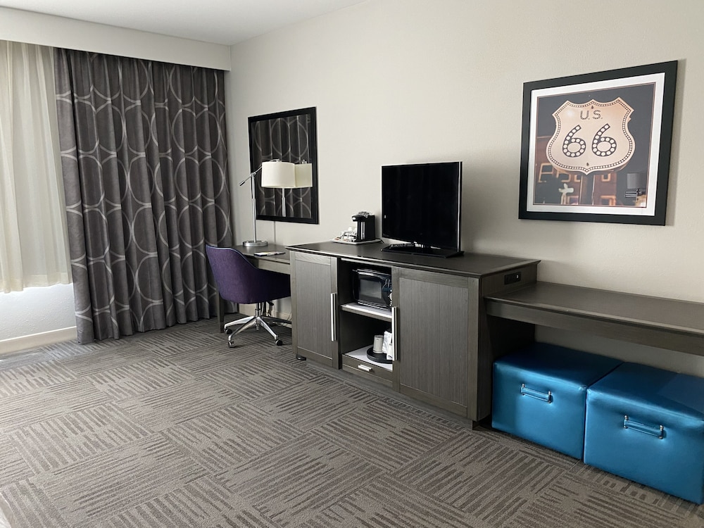 Hampton Inn El Reno - photo 13