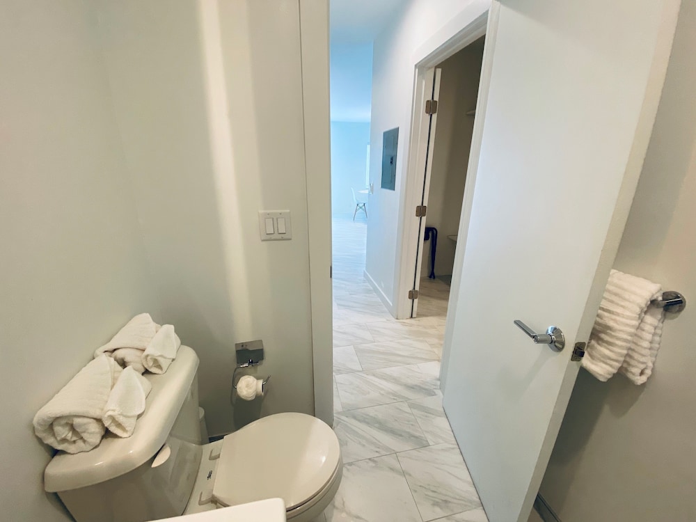 The Marlin Beachside - photo 46
