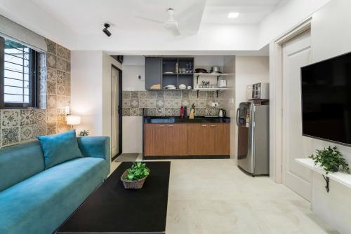 Tori 1BHK Bandra W by The Bombay Home Company