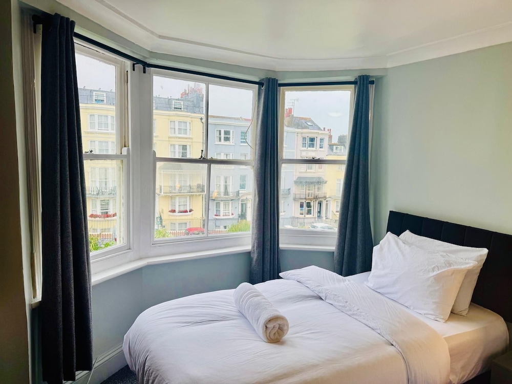 The Gullivers Hotel — Brighton — photo 4