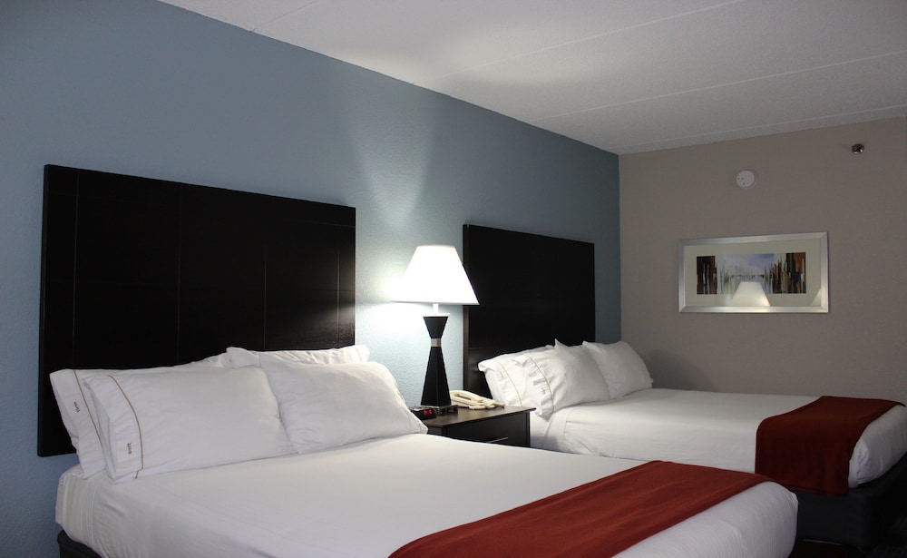 Holiday Inn Express Forsyth an IHG Hotel - photo 3