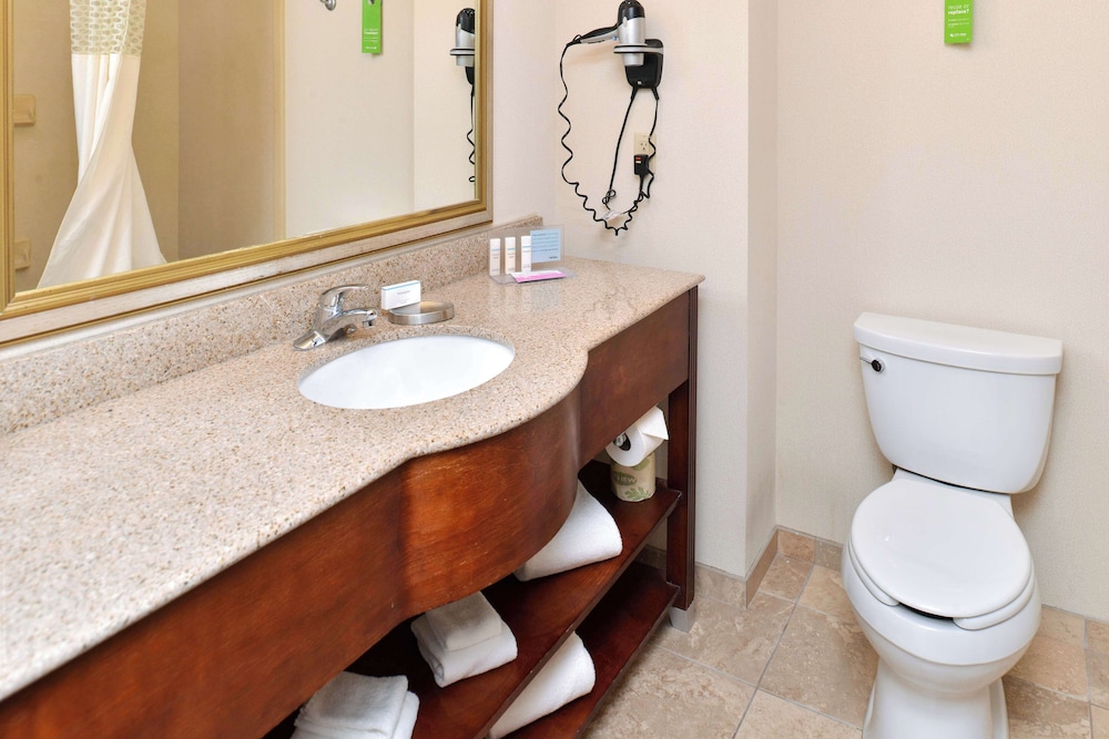 Hampton Inn & Suites Dayton Vandalia - photo 69