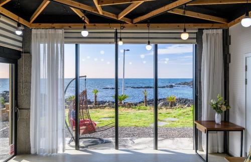 Beach Sunset — 4-Star Luxury Hotel in Jeju City, South Korea