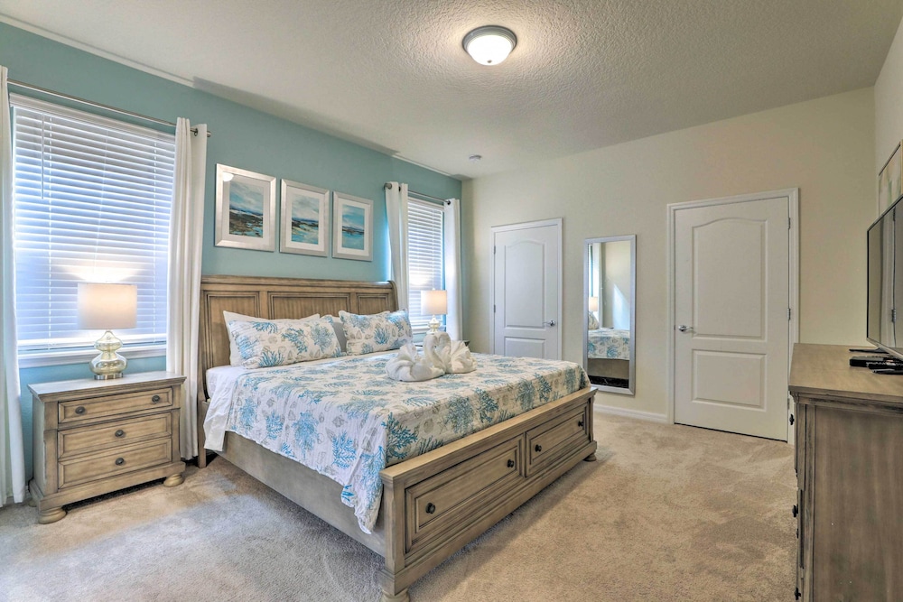 New Upscale 8BR Kissimmee Retreat with Private Pool Spa & Resort Amenities 7 Mi to Disney - photo 25