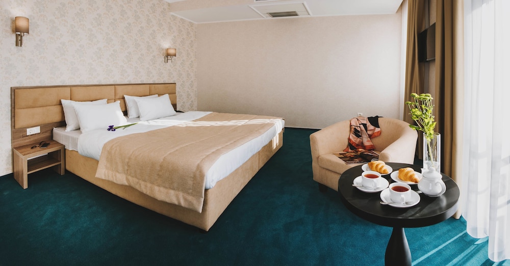 Hotel Alkor — Truskavets' — photo 3