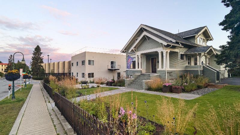 Snob Hollow Inn Downtown Anchorage - featured photo