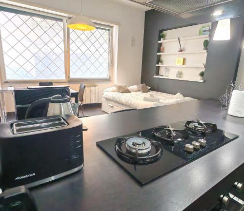 Piramide Charming Flat e Terrace — 4-Star Luxury Hotel in Rome, Italy