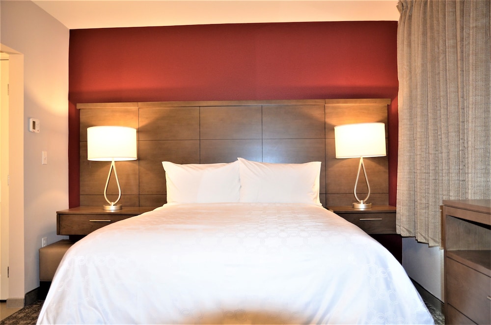 Staybridge Suites Hillsboro Orenco Station by IHG - photo 15