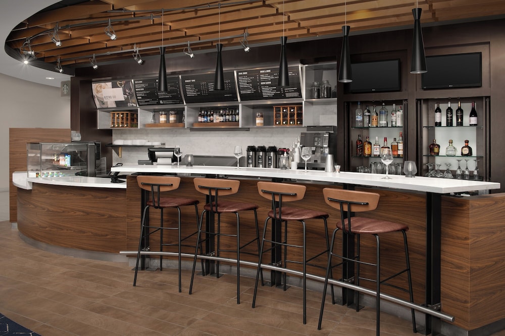 Residence Inn by Marriott Syracuse Downtown at Armory Square - photo 28