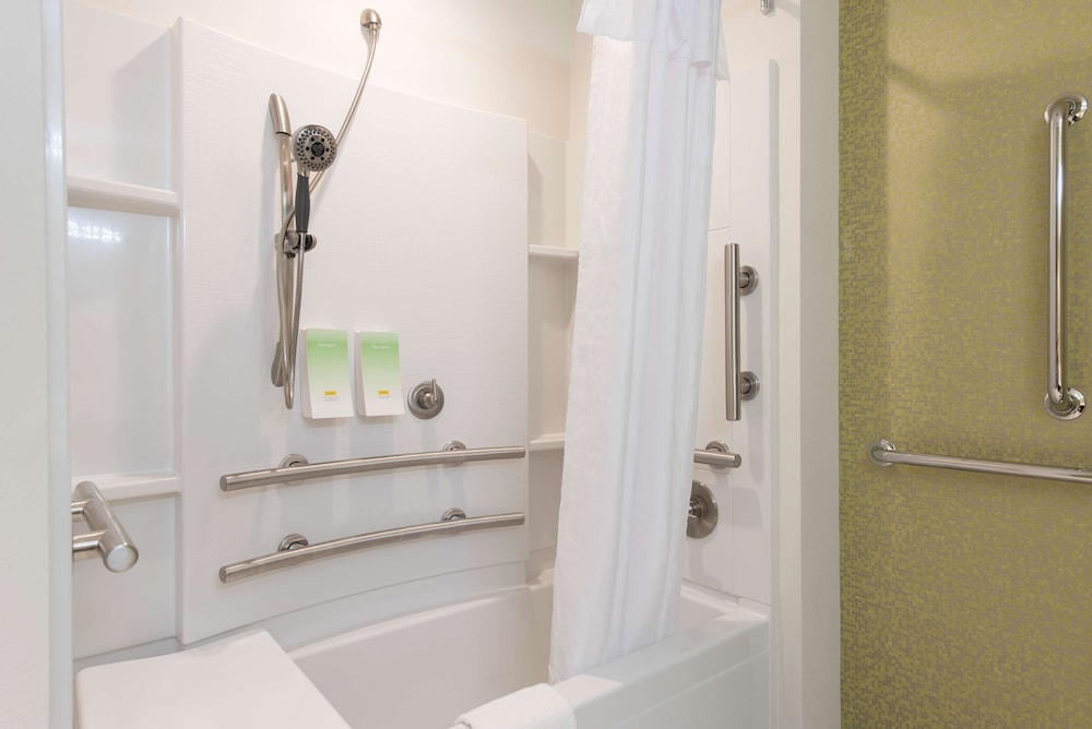 Home2 Suites by Hilton Indianapolis Downtown - photo 16