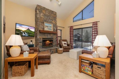 Frisco Mountainside Retreat: Walk Downtown in Frisco, United States