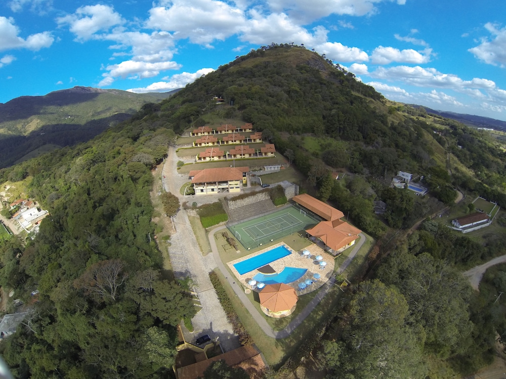 Refugio do Saci Hotel — 4-Star Luxury Hotel in Atibaia, Brasil