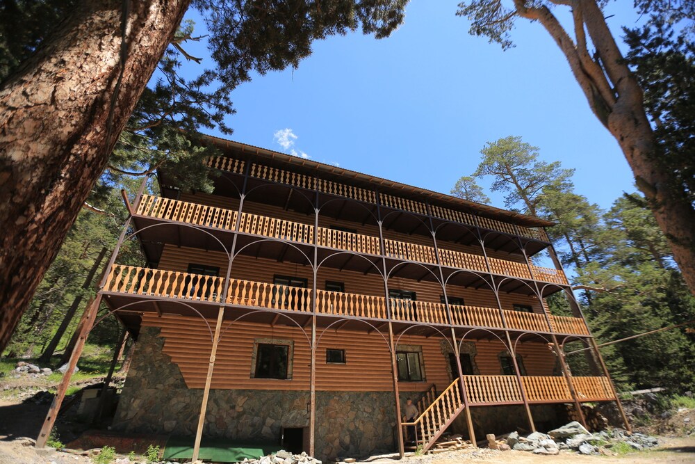 Hotel Sirius Azau — hotel in El'brus