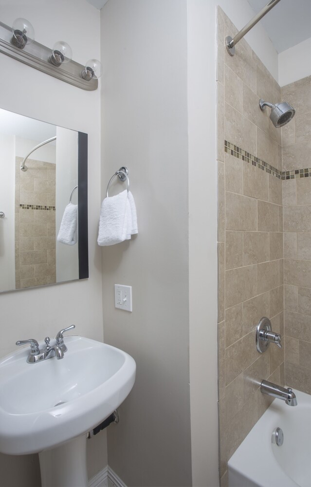 Vibrant 1Br In Arts Warehouse District By Sonder - photo 21