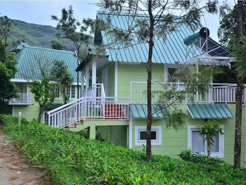 Lavender Plantation Stay vagamon - carbon neutral hotel in Erattupetta