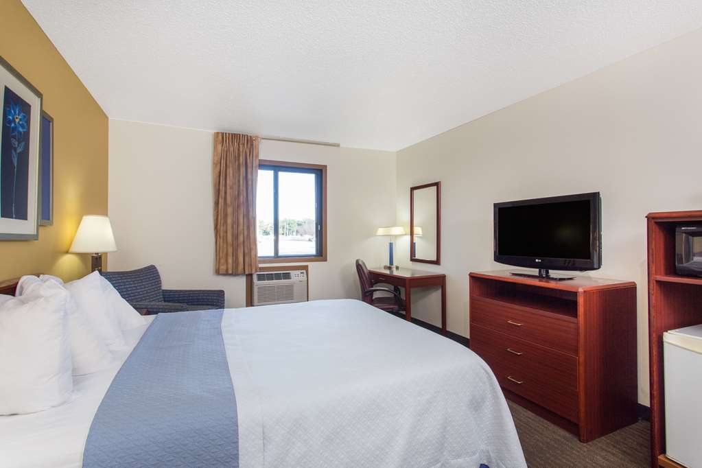 Days Inn by Wyndham Austin - photo 11