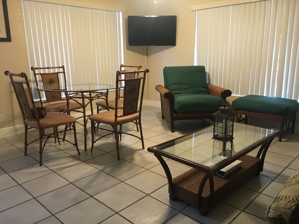 Casa del Sol Waterfront Resort Marina - photo 12