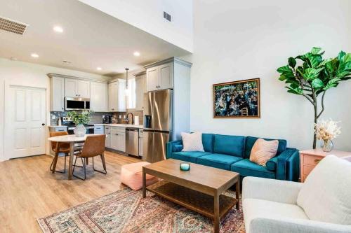 Zydeco house Lafayette's best kept secret Book now — 4-Star Luxury Hotel in Lafayette, United States