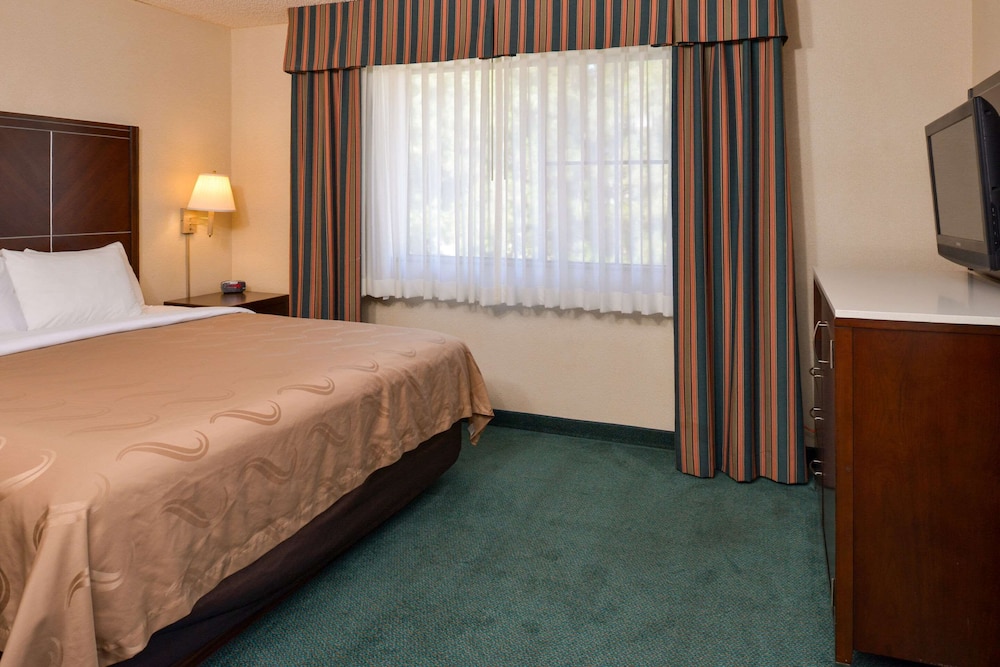Quality Inn & Suites Walnut City Of Industry - photo 3