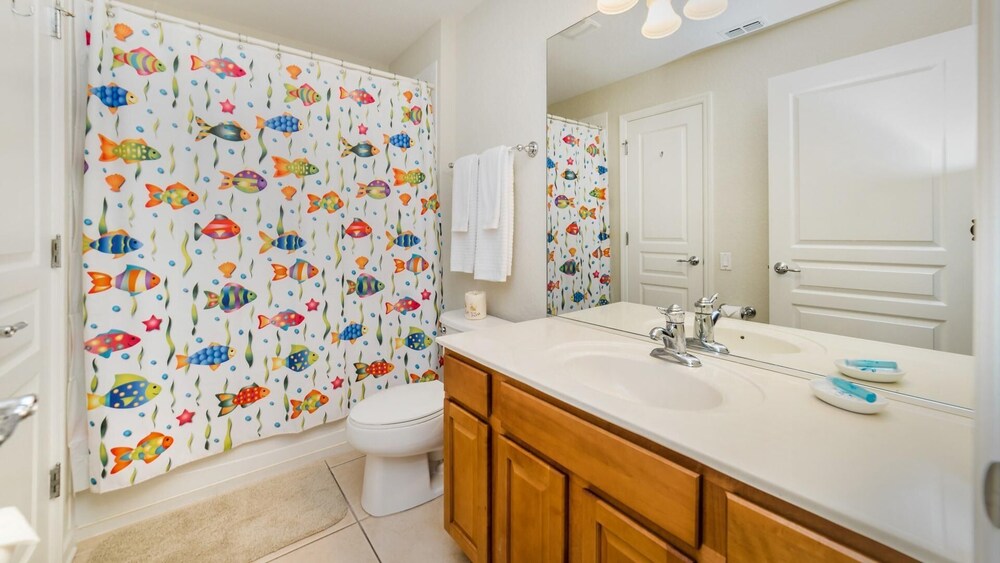 Gorgeous 5 Bedroom Pool Home in Windsor Hills Resort Kissimmee - photo 32