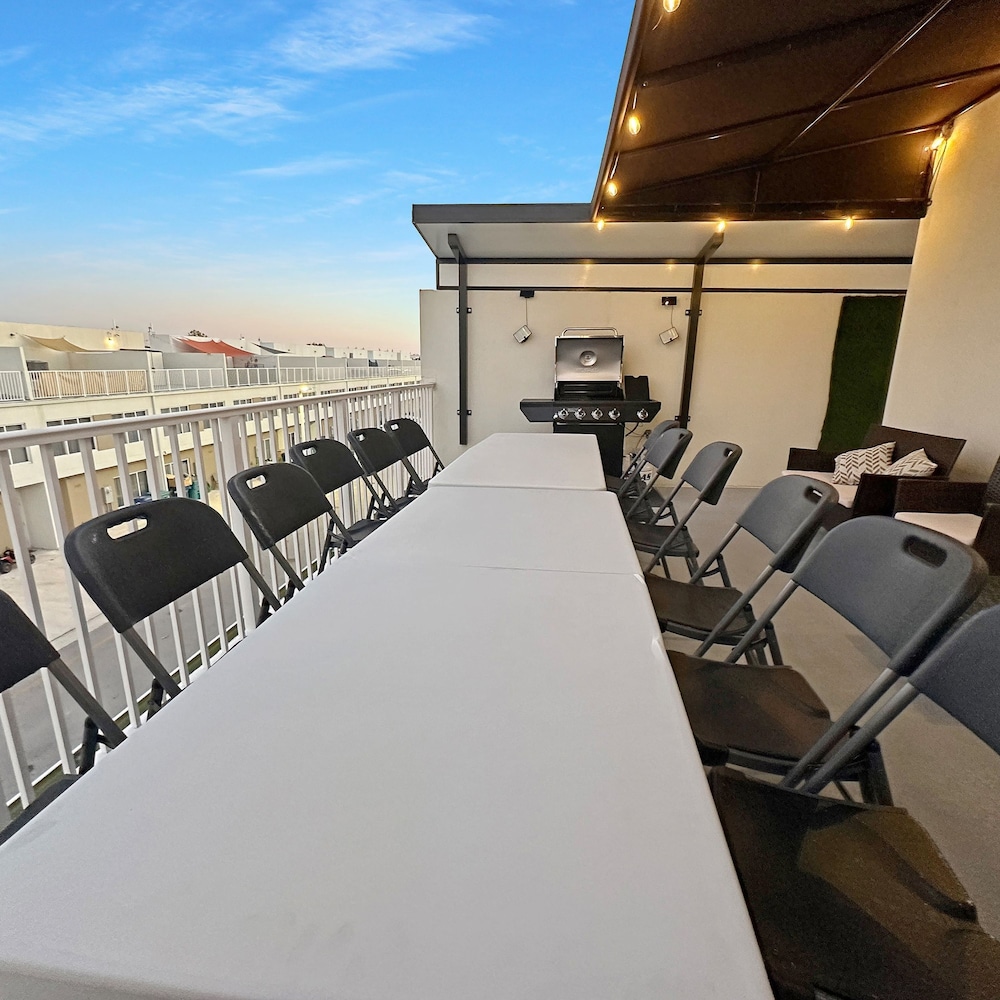 Vacay Spot experience Luna Sky 65 TV BAR BBQ SHOWER massage jets music to FL Keys - photo 6