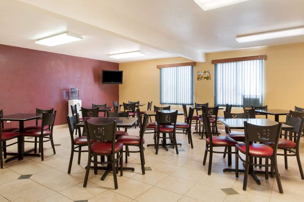 Rodeway Inn & Suites Blanding - photo 39